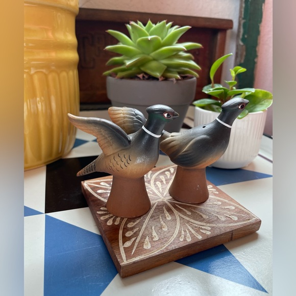 Pottery Barn Pheasant Salt and Pepper Shakers - Picture 3 of 9